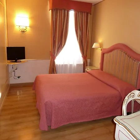 Olimpia Venice, Bw Signature Collection 3sup فندق 3*